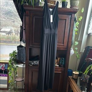 Elegant Black Sleeveless Jumpsuit